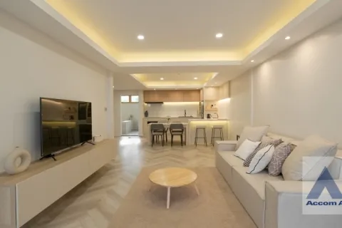 Adosado de 4 dormitorios en Watthana, Bangkok, Tailandia № 214419 - foto 4