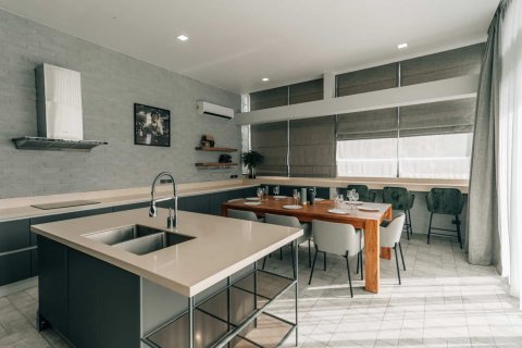 Вилла в Камале, Таиланд с 5 спальнями  № 166281 - фото 12