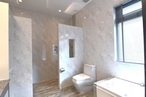 Вилла в Ча-аме, Таиланд с 3 спальнями № 156729 - фото 18