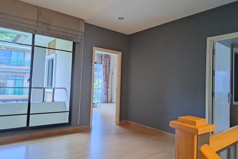 House in Kathu, Thailand 5 bedrooms № 156724 - photo 3