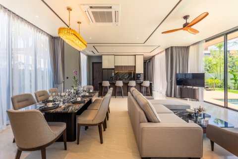 Villa à Bang Tao, Thaïlande 4 chambres № 166694 - photo 11