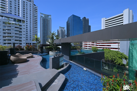 Condo in Bangkok, Thailand, 1 bedroom № 186607 - photo 2