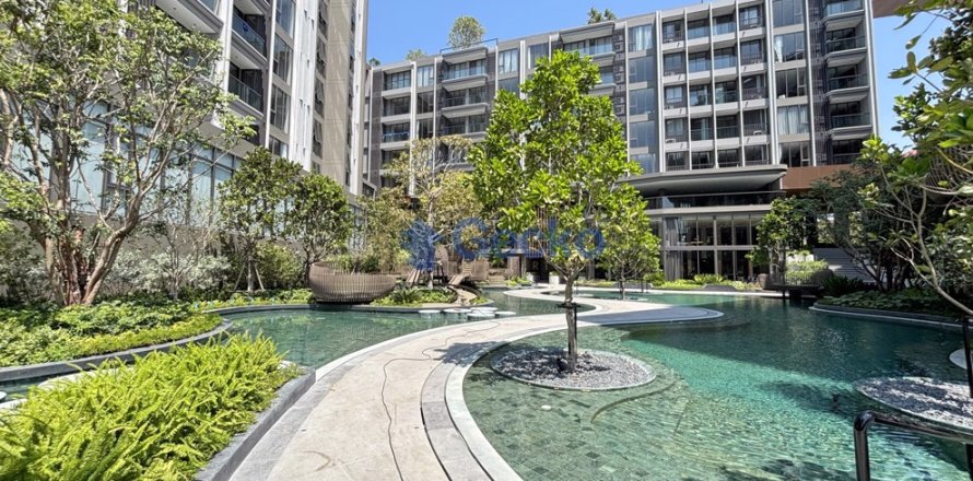 Studio in the Condo in Pattaya, Thailand  № 195826