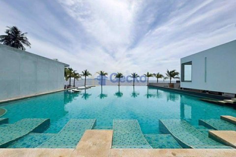 Condo in Pattaya, Thailand, 3 bedrooms  № 195825 - photo 16