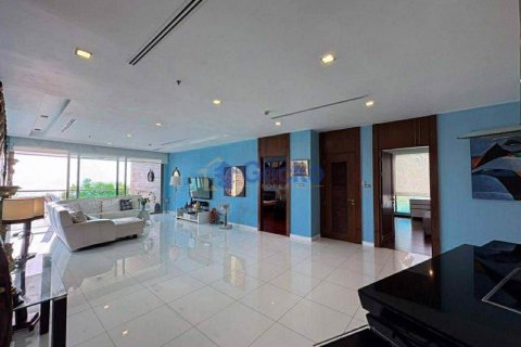 Condo in Pattaya, Thailand, 3 bedrooms  № 195825 - photo 6
