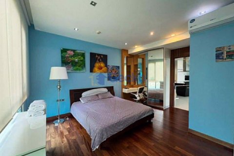 Condo in Pattaya, Thailand, 3 bedrooms  № 195825 - photo 8