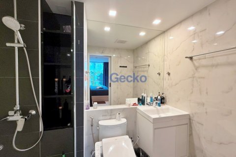 Condo in Pattaya, Thailand, 1 bedroom  № 195823 - photo 8