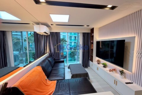 Condo in Pattaya, Thailand, 1 bedroom  № 195823 - photo 2