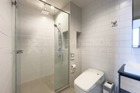 Condo in Bangkok, Thailand, 2 bedrooms  № 184898 - photo 5