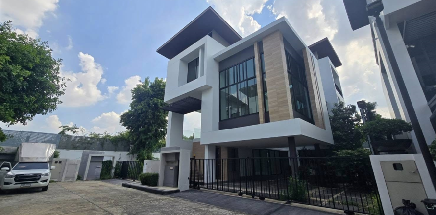 บ้านในกรุงเทพฯ, ประเทศไทย 4 ห้องนอน № 190253