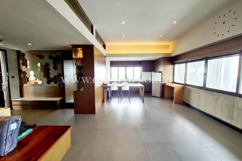 Кондоминиум с 2 спальнями в Нонтхабури, Таиланд № 161822 - фото 4