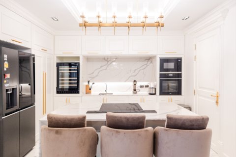 Villa in Phuket, Thailand 3 bedrooms № 161823 - photo 9