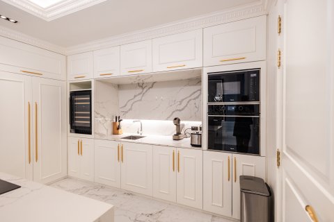 Villa in Phuket, Thailand 3 bedrooms № 161823 - photo 11