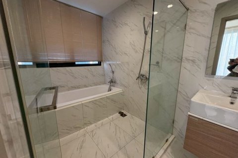 Condo à Bang Na, Bangkok, Thaïlande, 2 chambres  № 164248 - photo 2