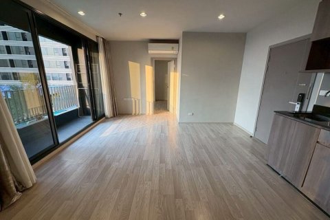 Condo in Bang Na, Bangkok, Thailand, 2 bedrooms  № 164248