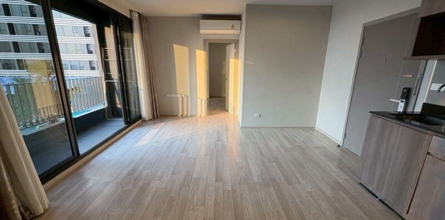 Condo à Bang Na, Bangkok, Thaïlande, 2 chambres  № 164248
