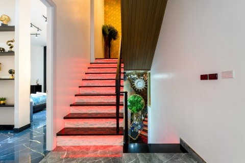 Вилла в Паттайе, Таиланд с 10 спальнями  № 164249 - фото 19