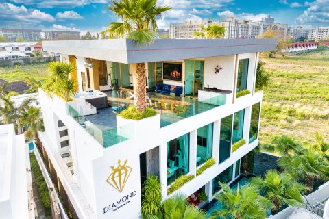 Вилла в Паттайе, Таиланд с 10 спальнями  № 164249 - фото 2