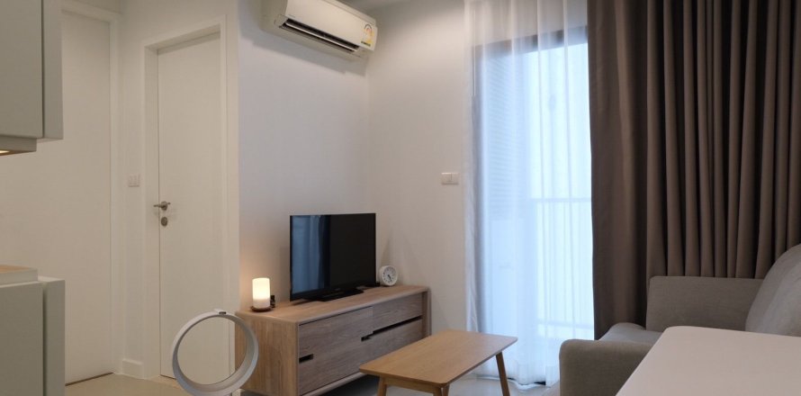 Studio in the Condo in Khlong Toei, Bangkok, Thailand  № 164246