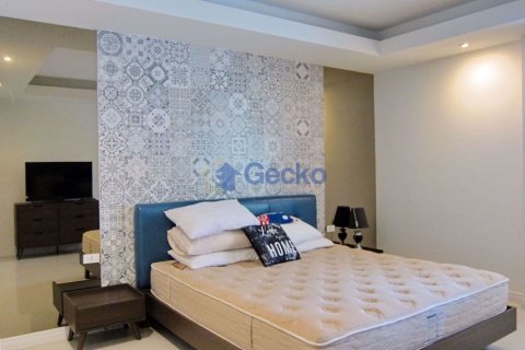 House in Pattaya, Thailand 3 bedrooms № 197168 - photo 10