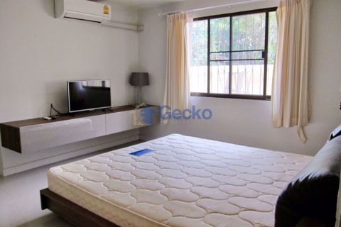 House in Pattaya, Thailand 3 bedrooms № 197168 - photo 16