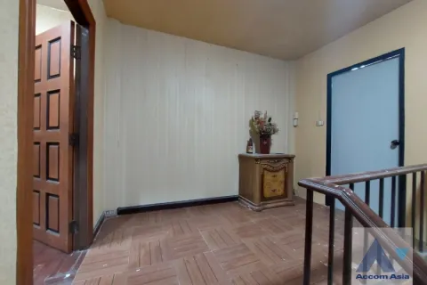 Reihenhaus in Watthana, Bangkok, Thailand 4 Schlafzimmer № 215348 - Foto 13