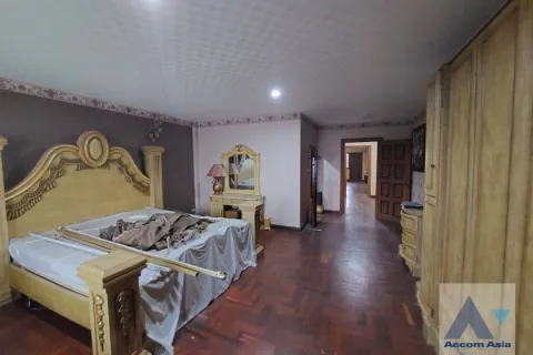 Reihenhaus in Watthana, Bangkok, Thailand 4 Schlafzimmer № 215348 - Foto 9