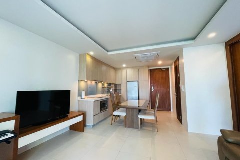 Condo in Phuket, Thailand, 2 bedrooms  № 173447 - photo 17