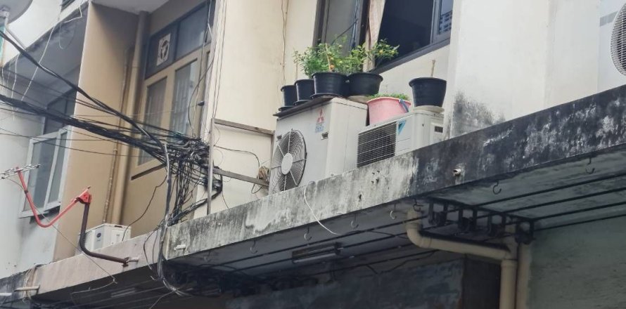 Townhouse à Yan Nawa, Bangkok, Thaïlande 3 chambres № 173442