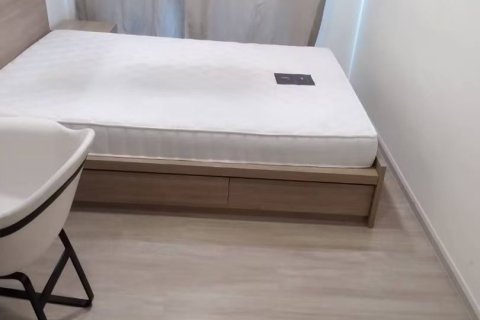 Studio dans le Condo à Din Daeng, Bangkok, Thaïlande  № 173443 - photo 5