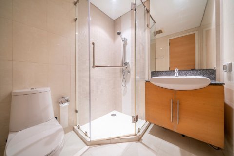 Condo à Khlong Toei, Bangkok, Thaïlande, 2 chambres  № 173444 - photo 18