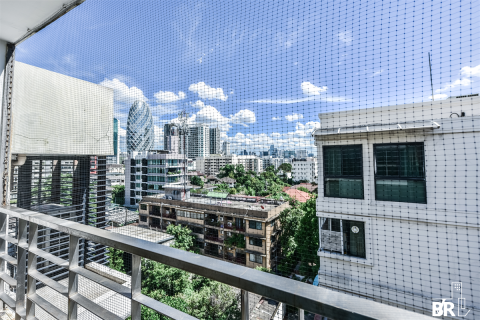 Condo in Bangkok, Thailand, 2 bedrooms  № 234056