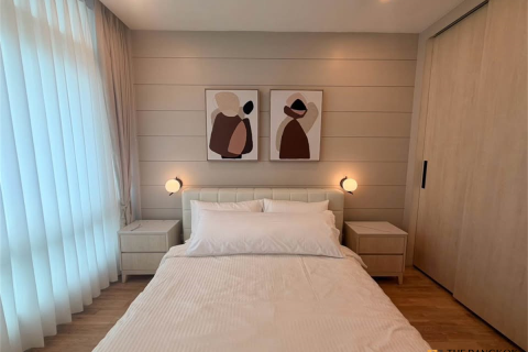 Condo in Bangkok, Thailand, 3 bedrooms № 234060 - photo 8