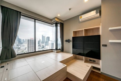 Condo in Bang Rak, Bangkok, Thailand, 2 bedrooms  № 133872 - photo 16