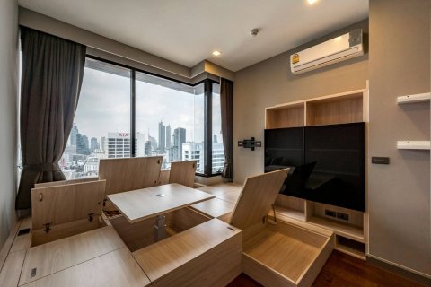 Condo in Bang Rak, Bangkok, Thailand, 2 bedrooms  № 133872 - photo 17