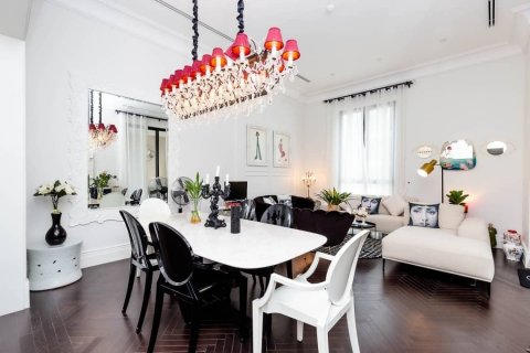 Кондоминиум с 2 спальнями в Патхум Ване, Бангкок, Таиланд № 133869 - фото 4