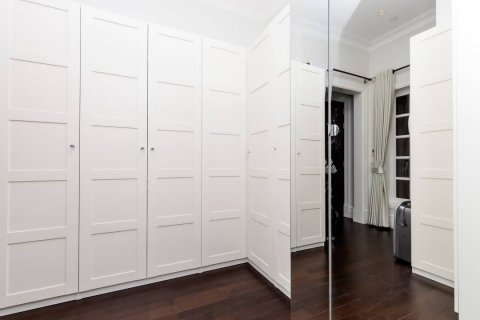 Кондоминиум с 2 спальнями в Патхум Ване, Бангкок, Таиланд № 133869 - фото 8