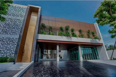 Villa in Pattaya, Thailand 7 bedrooms № 133871 - photo 14