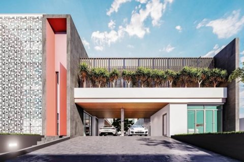 Villa in Pattaya, Thailand 7 bedrooms № 133871 - photo 11