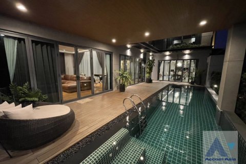 Haus in Watthana, Bangkok, Thailand 6 Schlafzimmer № 216978 - Foto 10