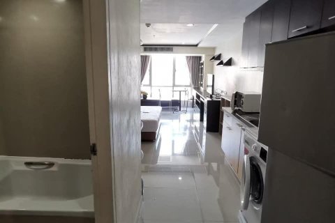 Studio dans le Condo à Watthana, Bangkok, Thaïlande № 150254 - photo 6