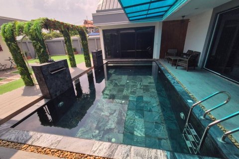 Maison à Pattaya, Thaïlande 5 chambres № 150259 - photo 15