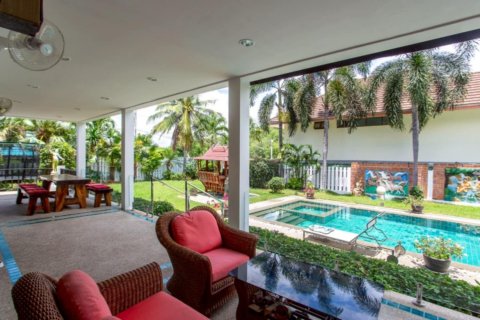 Вилла в Хуа Хине, Таиланд с 3 спальнями  № 150256 - фото 15