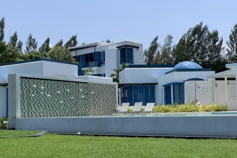 Penthouse in Hua Hin, Thailand 3 bedrooms № 154163 - photo 9