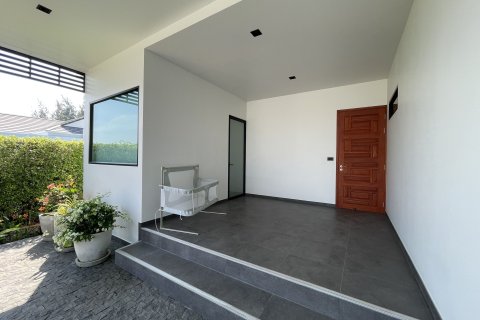 Вилла в Хуа Хине, Таиланд с 3 спальнями  № 154160 - фото 3