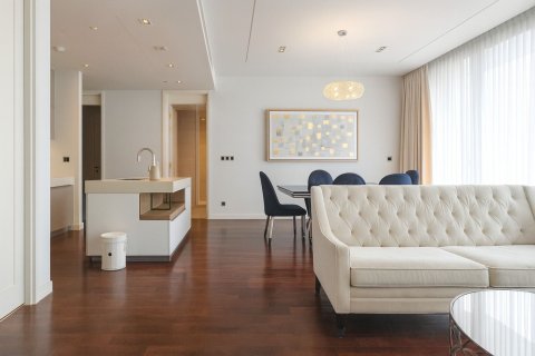 Condo in Watthana, Bangkok, Thailand, 2 bedrooms  № 155178 - photo 8