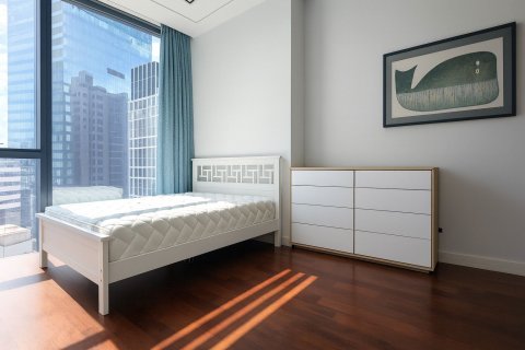 Condo in Watthana, Bangkok, Thailand, 2 bedrooms  № 155178 - photo 13