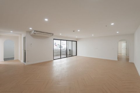 Кондоминиум с 3 спальнями в Ваттхане, Бангкок, Таиланд № 155182 - фото 9