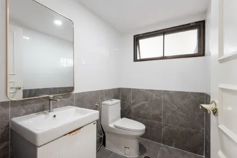 Кондоминиум с 3 спальнями в Ваттхане, Бангкок, Таиланд № 155182 - фото 5