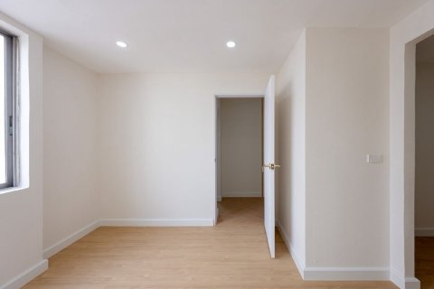 Кондоминиум с 3 спальнями в Ваттхане, Бангкок, Таиланд № 155182 - фото 22